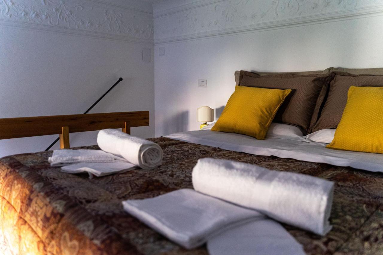 Casa Antica Pizzofalcone Holiday home *